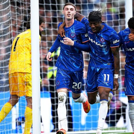 Chelsea învinge un Liverpool „mahmur”, iar lupta pentru locurile din Liga Campionilor se intensifică