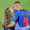 Dragostea plutește în aer » Antonia și Daniel Bîrligea, momente duioase la finalul meciului FCSB