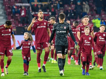 Dan Petrescu a luat o decizie! Primul jucător care va pleca în vară de la CFR Cluj