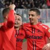 Iată o variantă a titlului:

„Vibrații pe gazon! Cum a sărbătorit FCSB victoria împotriva U Cluj și câștigarea titlului de campioană”