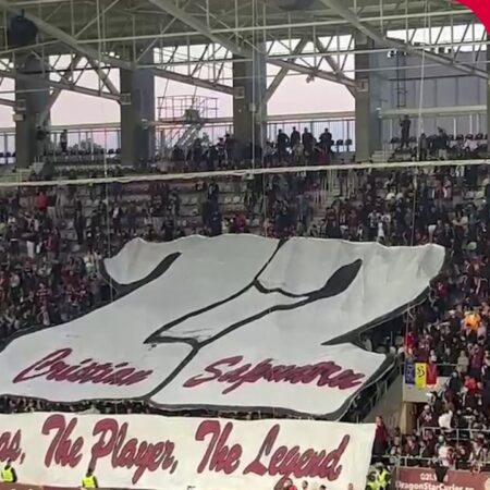 Coregrafia fanilor Rapidului la ultimul meci al lui Săpunaru în Giulești