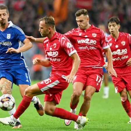 Costin Amzăr rămâne în afara echipei Dinamo! Zeljko Kopic anunță o schimbare de situație.