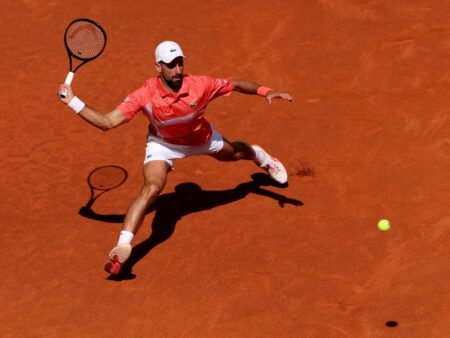 Novak Djokovic este din nou aproape de al 100-lea trofeu.