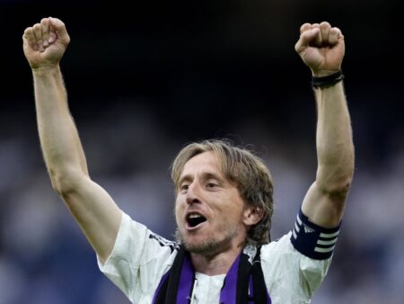 Luka Modric, coleg de echipă cu un internațional român?! Ofertă surprinzătoare pentru mijlocașul croat