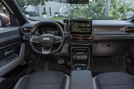 Noua mașină Dacia a fost „prezentată”.