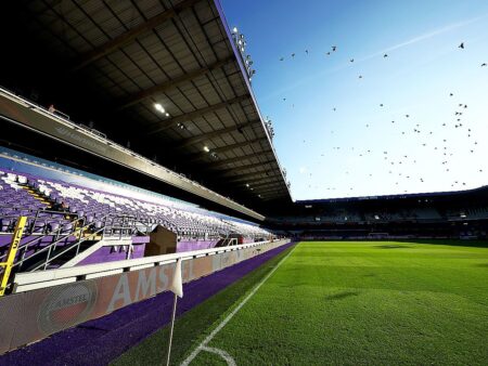 Scandal în Belgia! Microfoane instalate pe stadionul lui Anderlecht, după ce Huawei ar fi încercat să corupă europarlamentari