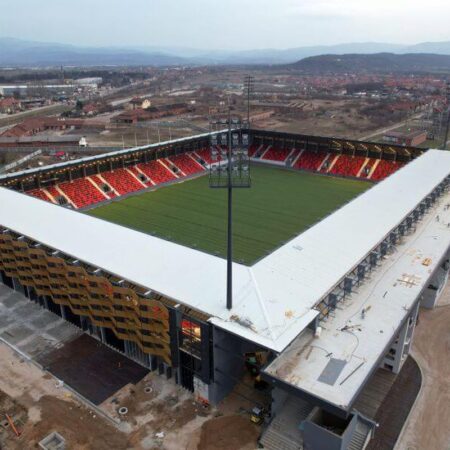 „Ne desfășurăm activitatea pe un stadion mai mic decât unele din liga a patra!”