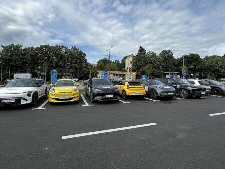 Cea mai bună mașină electrică din România în 2025 a fost aleasă » Finala „Best Electric Car” a reunit 8 noi modele.