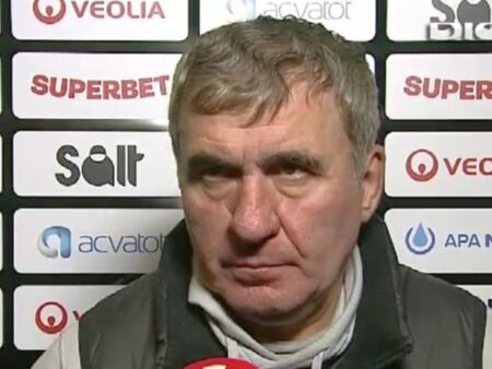„Oliviu și aroganță în fotbal!” » Gică Hagi a împărtășit mesajul scris pe tablă pentru fotbaliști înainte de meciul cu Farul