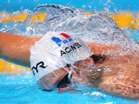 Acuzat de agresiune sexuală și viol asupra unei minore, un dublu campion olimpic se prezintă în fața instanței.