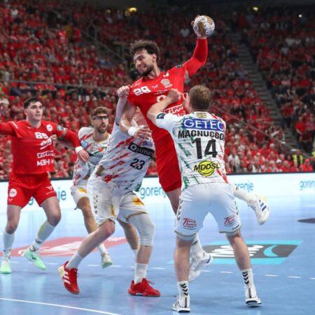 Maghiarii de la Veszprém, pregătiți de Xavi Pascual, au ratat surprinzător semifinalele Ligii Campionilor la handbal.