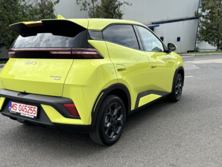 BYD Dolphin Surf a fost lansat oficial în România! Ce trei modele sunt disponibile și care este prețul „mașinii urbane a anului 2025”?