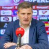 „Merită o statuie! Am dat 15 șuturi”