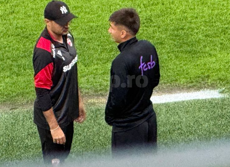Alexandru Musi, la discuții cu dinamoviștii înainte de derby-ul de pe Arena Națională