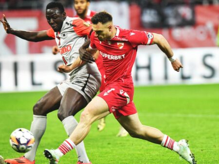 Pe cine va „da afară” Dennis Politic de la FCSB: 3 jucători sacrificați?!