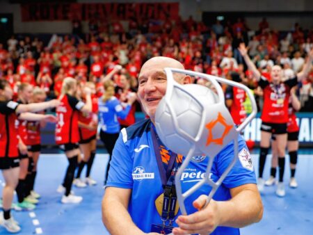 Antrenorul care a cucerit European League identifică marea problemă a handbalului românesc: „Ați distrus piața”