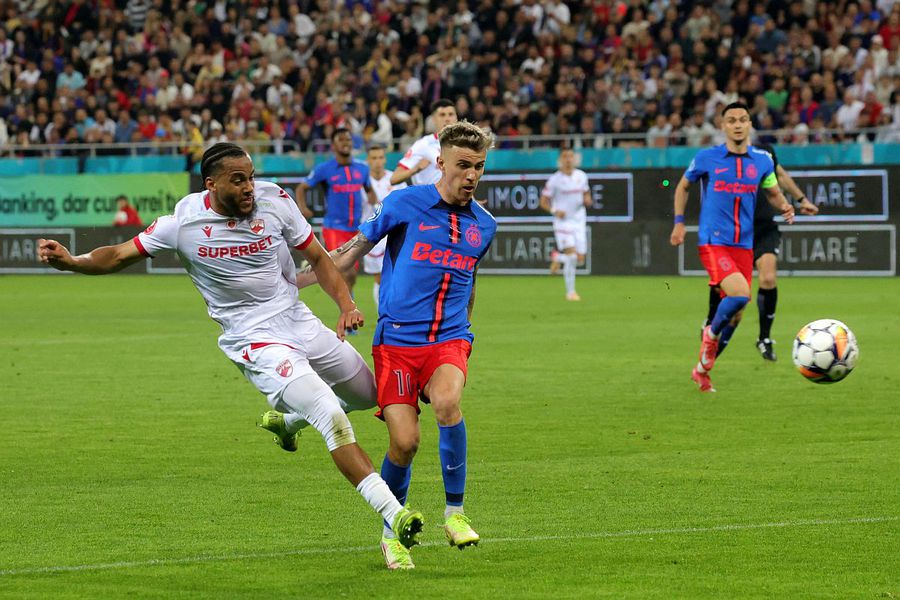 FCSB - Dinamo s-a încheiat 3-1 Cisotti vs. Pop, MM și Cafu