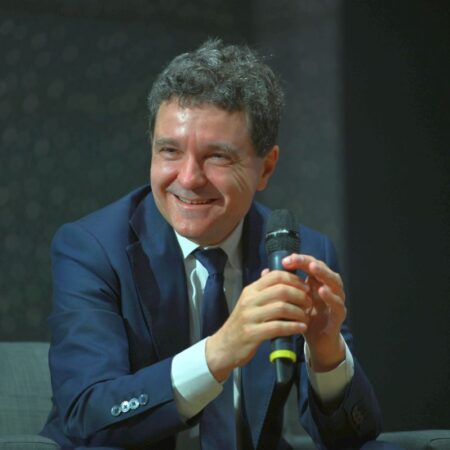 „O echipă ambițioasă, unită și plină de respect pentru România”