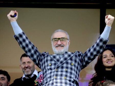 „Dacă mă enervează, îi «decapitez»! 7 sau 8-0!” – Gigi Becali a dezvăluit planul prin care îi folosește simultan pe Alibec și Bîrligea.