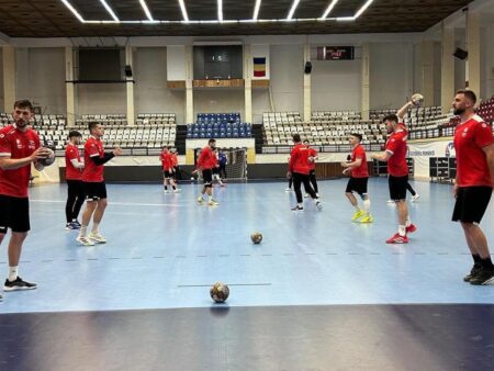 Naționala masculină de handbal, la un pas de calificarea pentru EURO 2026