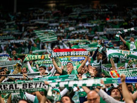 Fotbalul reprezintă unitate! » Stadionul Benito Villamarín, în sărbătoare cu ocazia finalei Conference League