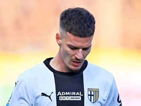 „Of, ce serie neagră! » Recordurile negative ale lui Dennis Man în acest sezon la Parma”