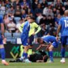 Scenă scandalosă în Premier League » Arbitrul s-a accidentat la debut, iar Jamie Vardy a preluat rolul acestuia