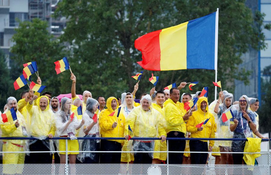 Delegația României la ceremonia de deschidere a Jocurilor Olimpice de la Paris 2024 Sunt sportivii 'animale politice?'