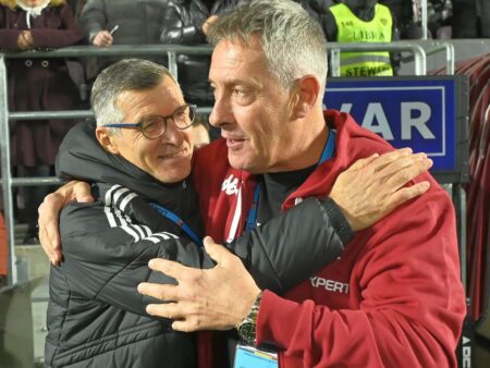 Schimbarea surprinzătoare la Rapid! Noul antrenor favorit pentru a-l înlocui pe Marius Șumudică
