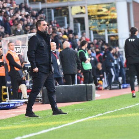 Arda Turan va antrena o câștigătoare a Cupei UEFA » Câți bani va încasa fostul mare internațional turc!