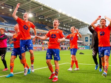 Semifinalista Europa League a fost eliminată rușinos din Cupă de o echipă de Liga a 2-a!