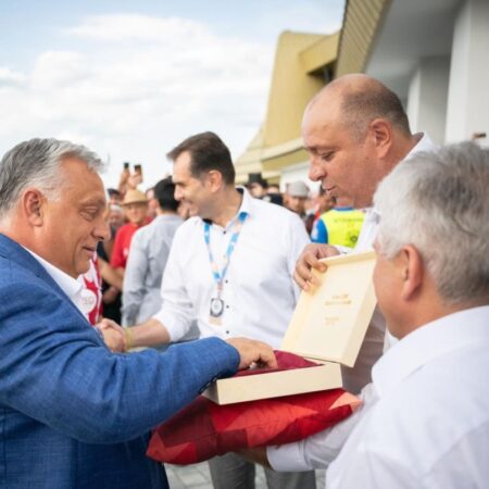 Cine este milionarul controversat trimis de Viktor Orban să investească la Sepsi: Suma ofertată în cel mai greu moment