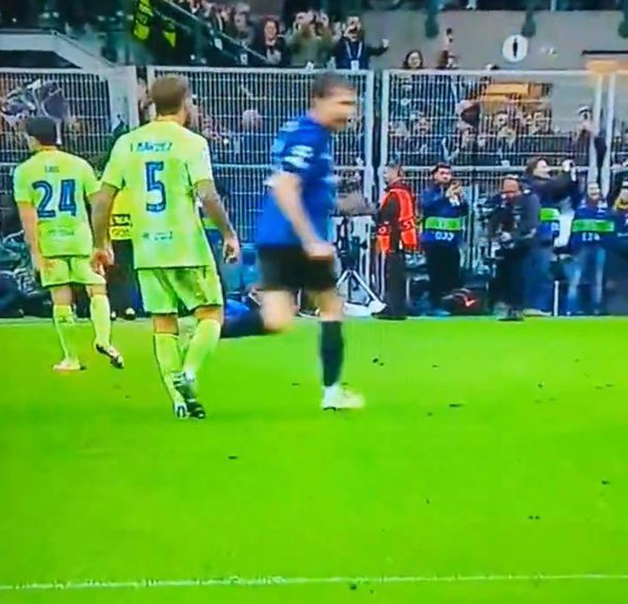Gest scandalos care nu s-a văzut la TV în Inter - Barcelona » A fost iertat de cartonașul roșu