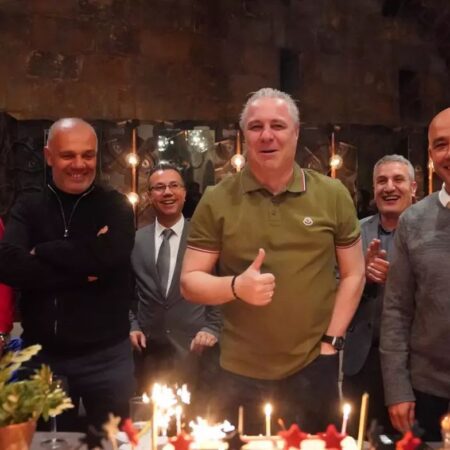 Își caută antrenor, iar numele lui Șumudică a fost imediat menționat! Antrenorul Rapidului, tentat.