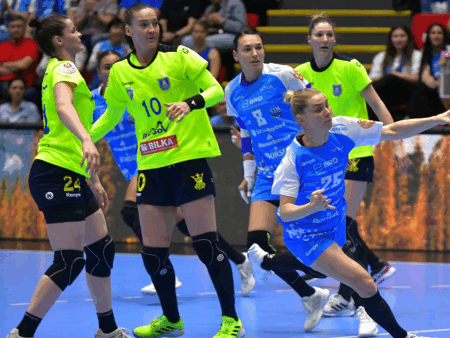 FRH își propune 6 echipe în cupele europene! EHF va lua o decizie în această lună.