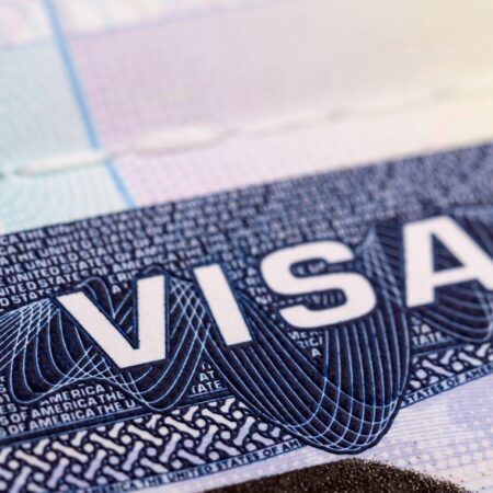 Donald Trump a exclus România din programul Visa Waiver! Primele reacții oficiale: „Regretăm această decizie”