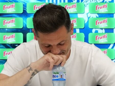 Mirel Rădoi, inaripiat la conferință după Craiova