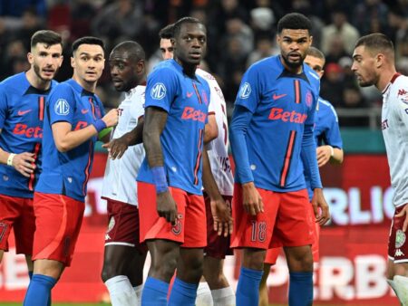 Laude pentru starul de la FCSB vânat în Premier League: „Îți scrii istoria cu litere de aur în România”