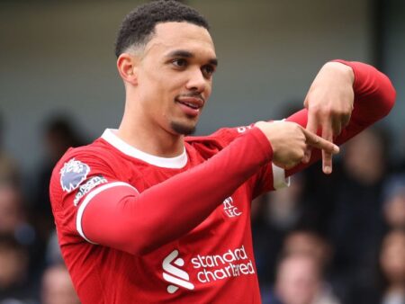 Starul galacticilor a „sărbătorit” după declarația lui Trent Alexander-Arnold, dar apoi a șters reacția.