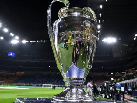 Iată o variantă alternativă a titlului:

„Premiere! Campionatul care califică ȘASE echipe în UEFA Champions League”