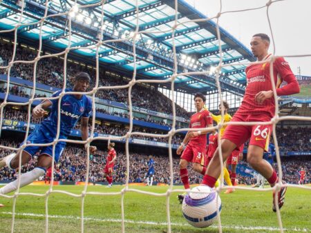 Ce a realizat Liverpool în primul meci după sărbătorirea titlului Premier League