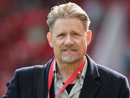 Antrenorul demolat de legendarul Peter Schmeichel: „Este un control freak!”