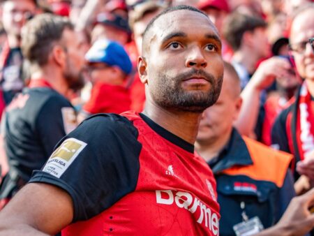 E gata! Jonathan Tah trece prin vizita medicală și semnează.