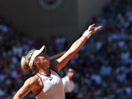 Rareori întâlnești așa ceva în ATP: Jaqueline Cristian și Iga Swiatek au realizat un punct spectaculos la Roland Garros.