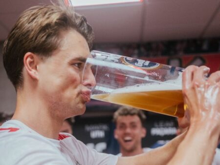 „Bucurie pentru suporterii „Țapilor”! FC Köln a câștigat Divizia Secundă și a promovat în Bundesliga”