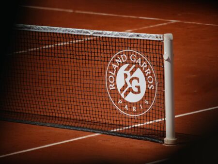 „Diploma de participare” se plătește: câți bani primesc jucătorii eliminați în primul tur al calificărilor de la Roland Garros 2025