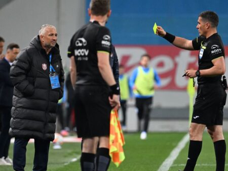 Dan Petrescu a reacționat după remiza de la Craiova: „Nu am fost luați în considerare”