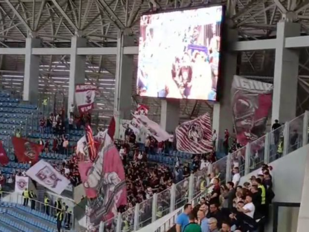 Atmosferă deosebită pe stadionul ”Ion Oblemenco”, la meciul Universitatea Craiova – Rapid
