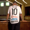 Universitatea Cluj a dezvăluit noile echipamente! Cum se prezintă noua uniformă a „șepcilor roșii”?