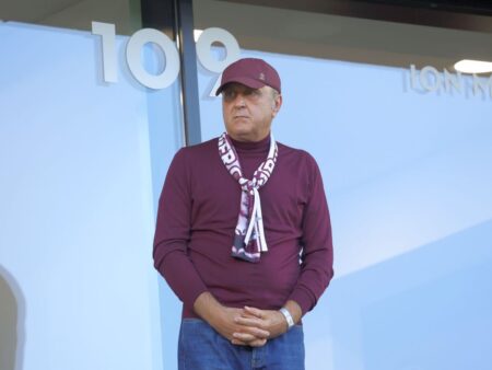 A bătut palma cu Dan Șucu